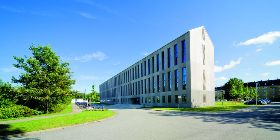 Bei diesem Bauprojekt sind die genehmigten Kosten um 150.000 Euro unterschritten worden - das entspricht etwa 1,5 Prozent der geplanten Gesamtbaukosten. © 2011 Betrieb für Bau und Liegenschaften Mecklenburg-Vorpommern Bei diesem Bauprojekt sind die genehmigten Kosten um 150.000 Euro unterschritten worden - das entspricht etwa 1,5 Prozent der geplanten Gesamtbaukosten. © 2011 Betrieb für Bau und Liegenschaften Mecklenburg-Vorpommern