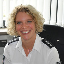 Isabell Wenzel ist Pressesprecherin des Polizeipräsidiums Rostock. © 2015 Polizeipräsidium Rostock
