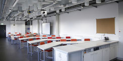Seminarraum für die Ausbildung von Lehrkräften. © 2015 Betrieb für Bau und Liegenschaften Mecklenburg-Vorpommern