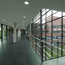 Flur im 3. Obergeschoss der repräsentativen öffentlichen Halle © 2015 Betrieb für Bau und Liegenschaften Mecklenburg-Vorpommern