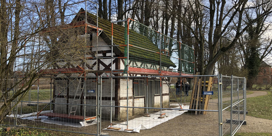 Das Gartenhaus wird ebenfalls mit EU-Mitteln aus dem ELER-Programm denkmalgerecht saniert. © 2019 Betrieb für Bau und Liegenschaften Mecklenburg-Vorpommern