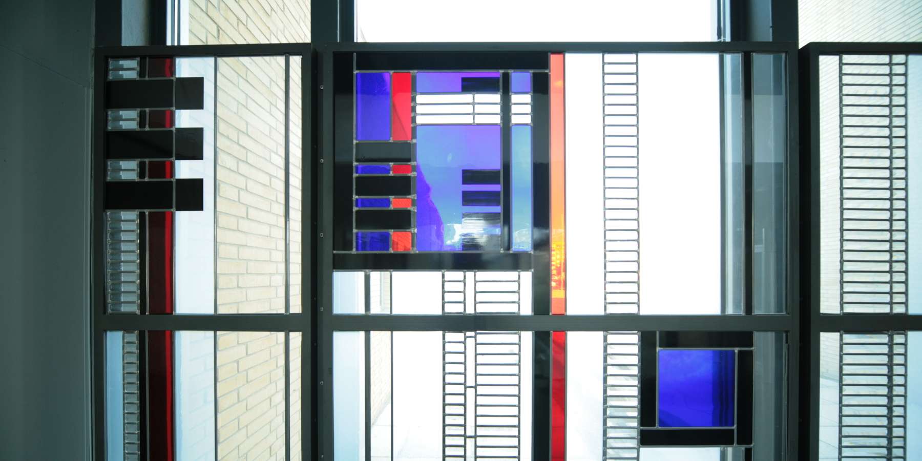 Detail einer kunstvollen Fensterverglasung im Haus 2 © 2009 Betrieb für Bau und Liegenschaften Mecklenburg-Vorpommern