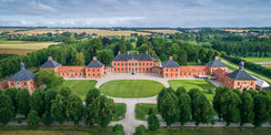 Schloss Bothmer von oben © 2018 Staatliche Schlösser  Gärten und Kunstsammlungen Mecklenburg-Vorpommern