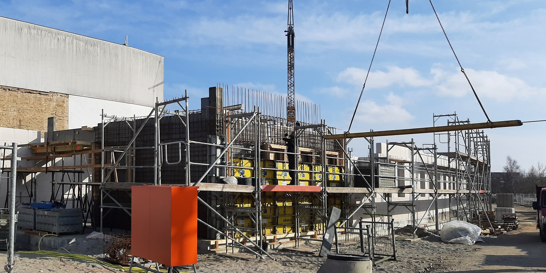 März 2021 - Rohbauarbeiten - das Erdgeschoss ist fast fertig © 2021 SBL Greifswald