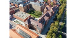 Luftbild Campus Ernst-Lohmeyer-Platz - am Bildrand oben das eingerüstete Gebäude der ehemaligen Inneren Medizin © 2019 Universität Greifswald