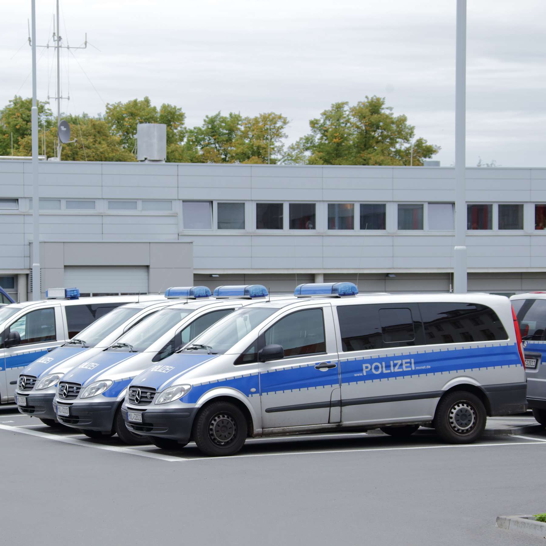 Polizei Fahrzeuge © 2015 Christian Hoffmann (BBL MV)