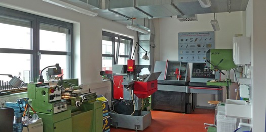 Blick in den Werkstattbereich © 2009 Betrieb für Bau und Liegenschaften M-V