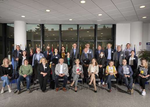 Tag 1 Besichtigung EFSA.jpg