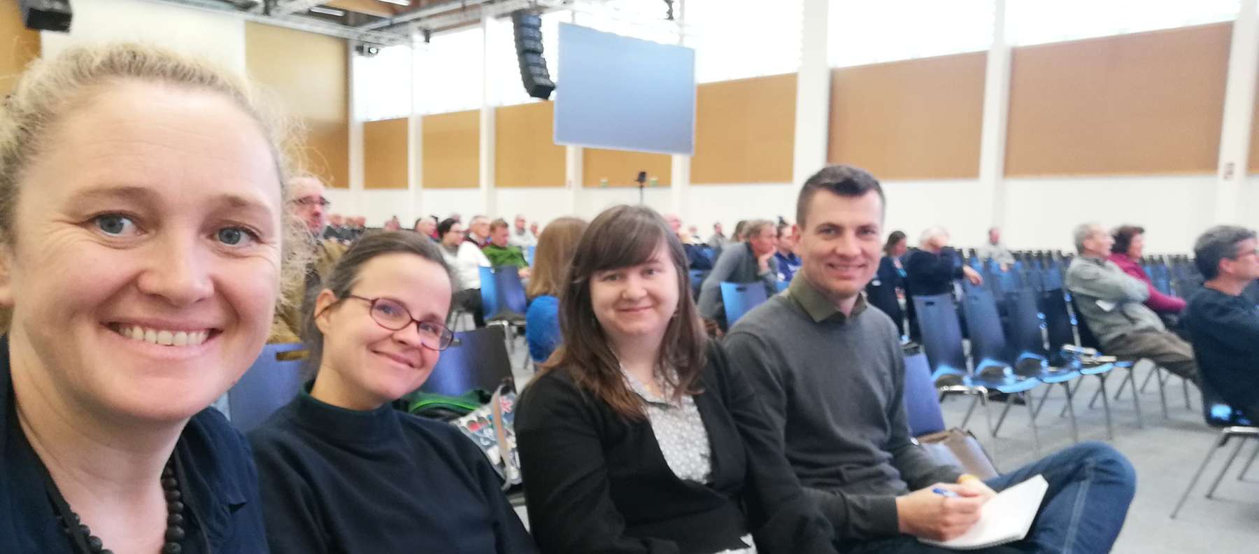 LK Mitarbeiterinnen.jpg