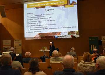 Frühwirth Theresa zum Thema: Wie funktionieren unsere Honigbienen?.jpg