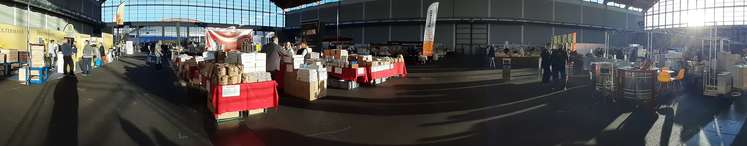 Messegelände der Erwerbsimkermesse Friedrichshafen .jpg Messegelände der Erwerbsimkermesse Friedrichshafen .jpg