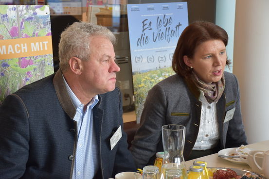 LK OÖ Vizepräsident Karl Grabmayr und Landesrätin Michaela Langer-Weninger..jpg LK OÖ Vizepräsident Karl Grabmayr und Landesrätin Michaela Langer-Weninger..jpg