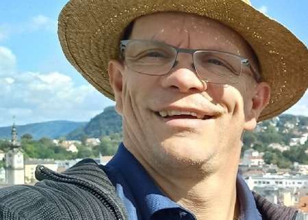 Peter Estl.jpg Peter Estl.jpg
