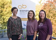 Das derzeitige Team des Bienenzentrums OÖ: v.l.n.r. Elisabeth Lanzer, Stefanie Payrleitner, Sarah Buchecker. .jpg
