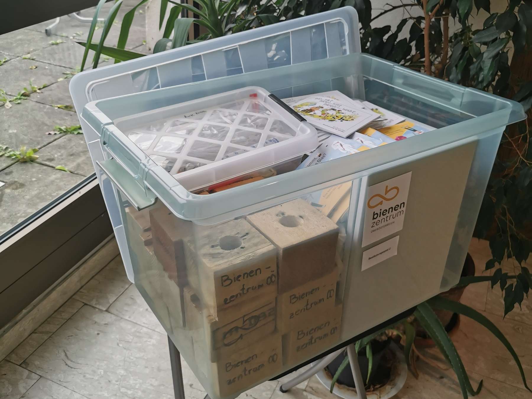 Materialbox 57x38x35 cm.jpg