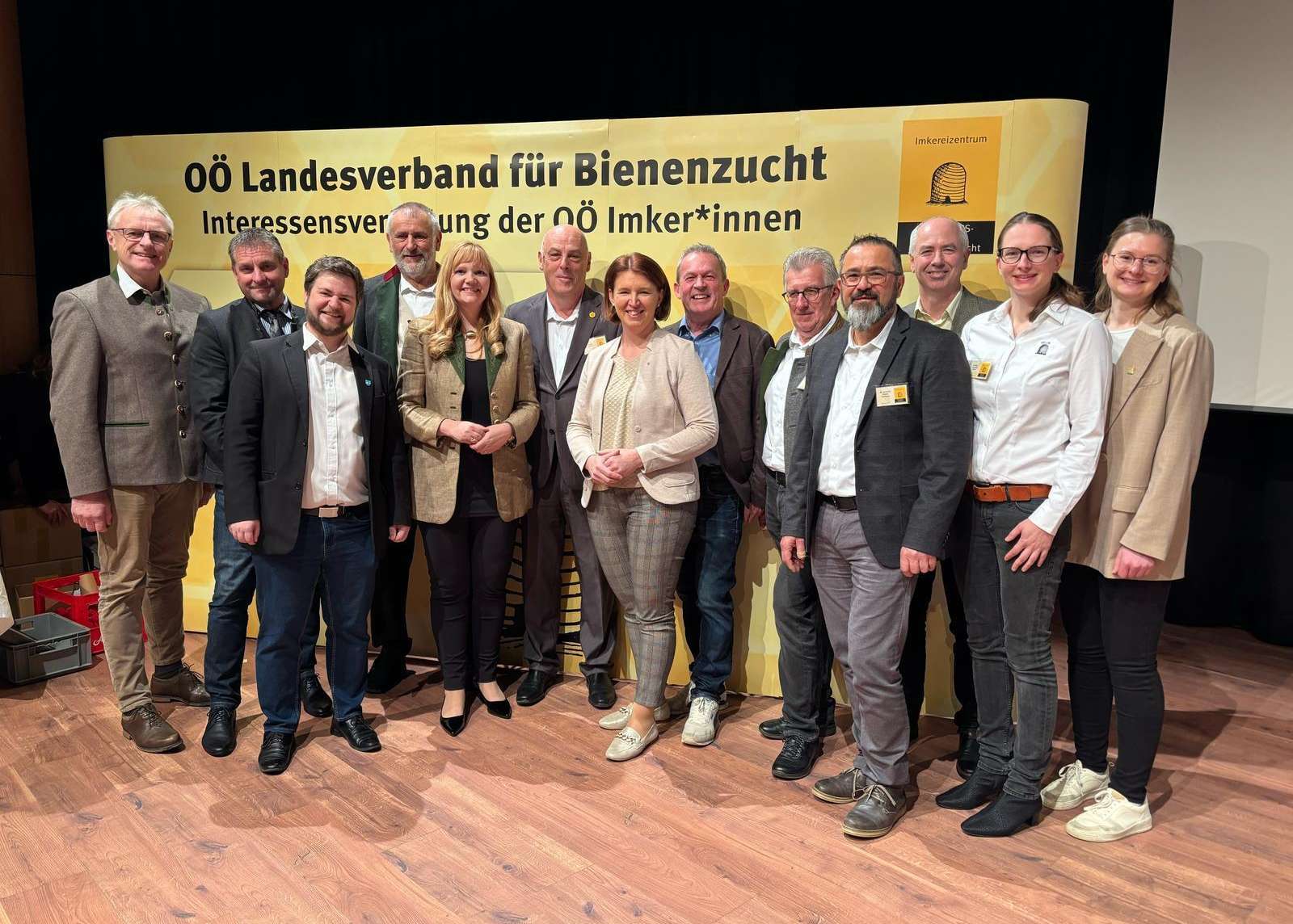 Ehrengäste aus Imkerei, Landwirtschaft und Wissenschaft folgten der Einladung! .jpg Ehrengäste aus Imkerei, Landwirtschaft und Wissenschaft folgten der Einladung! .jpg