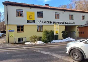 Gebäude des OÖ Landesverbands für Bienenzucht.jpg