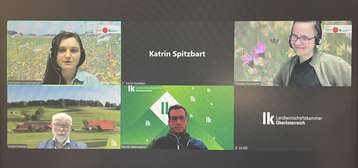 Die Vortragenden und Moderatorin Katharina Schobersberger vom Bienenzentrum OÖ..jpg