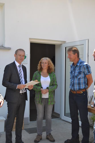 Hoftafelübergabe: 3er-Hof wird Green Care-zertifizierter Ort der Begegnung.jpg © Zach Hoftafelübergabe: 3er-Hof wird Green Care-zertifizierter Ort der Begegnung.jpg © Zach