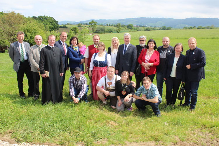 Biohof Linden ist nun auch Lebenshilfe Werkstätte.jpg © Möbius Biohof Linden ist nun auch Lebenshilfe Werkstätte.jpg © Möbius