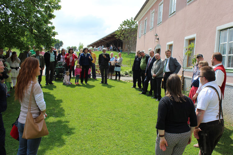Biohof Linden ist nun auch Lebenshilfe Werkstätte.jpg © Möbius Biohof Linden ist nun auch Lebenshilfe Werkstätte.jpg © Möbius