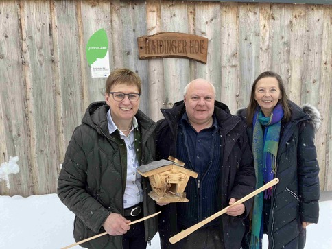 [176829703172846.jpg]