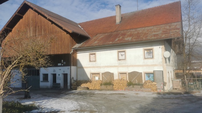 [1771404405121731.jpg]