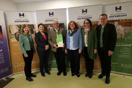 [1772442461399552.jpg]