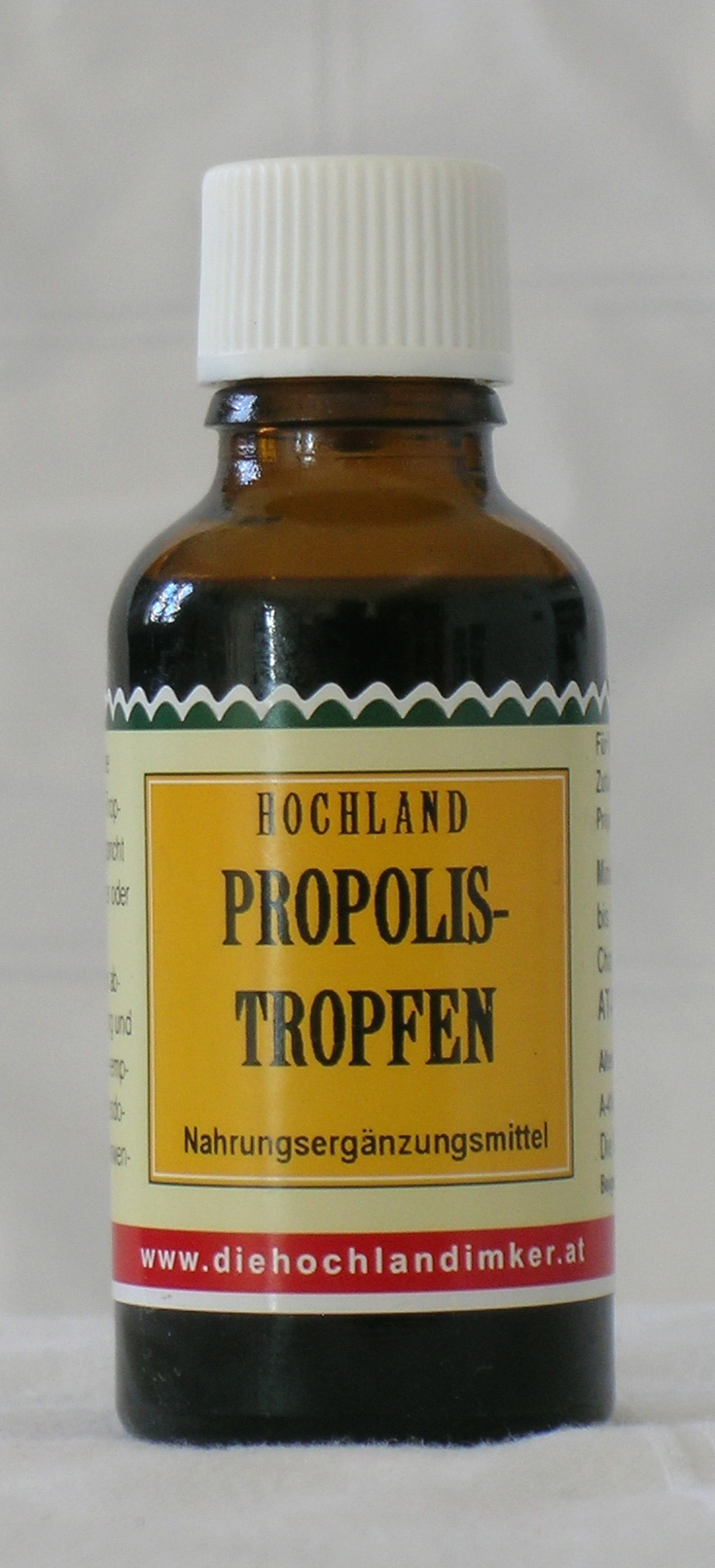 Das Propolis (Kittharz) der Bienen gelöst in biologischem Alkohol. Das Propolis (Kittharz) der Bienen gelöst in biologischem Alkohol.