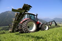Modernes Doppelmesser-Mähwerk von BB Umwelttechnik Modernes Doppelmesser-Mähwerk von BB Umwelttechnik