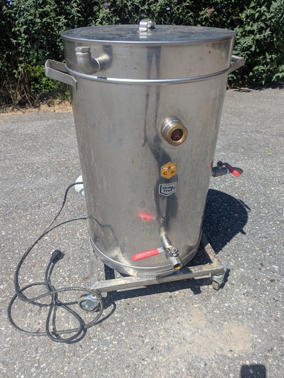 CFM-Wachsklärbehälter 75 Liter © Peter Frühwirth