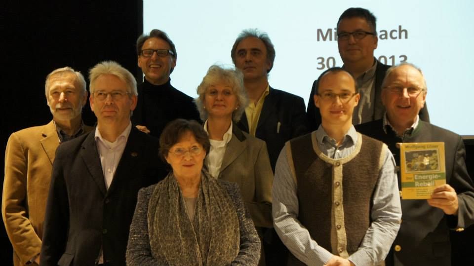 © OEKONEWS/ Die Vortragenden und Moderator Herbert Starmühler
