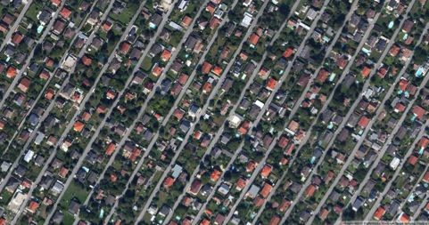 ja © Google Maps, bzw. H. Frey (2012) : Einfamilienhausbrei, Gerasdorf bei Wien