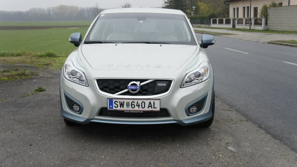 © oekonews– Volvo C 30 electric Vorderansicht