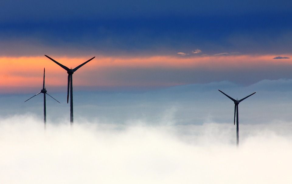© oimheidi pixabay.com / Windräder