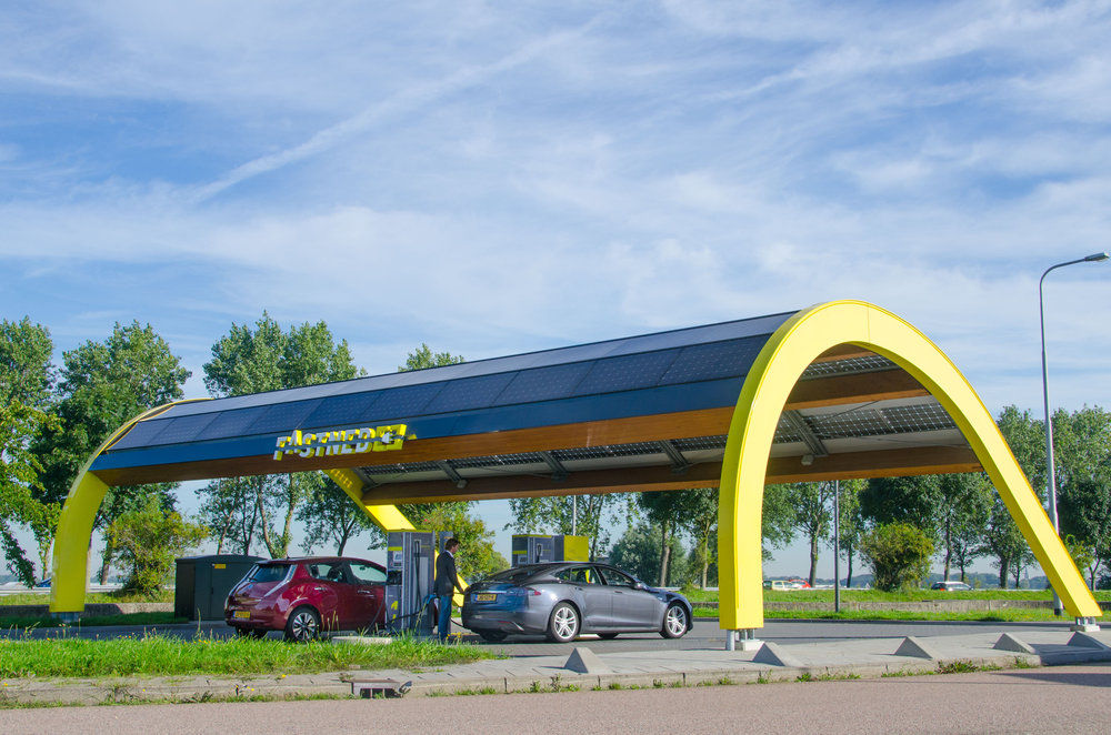 © Roos Korthals Altes - Fastned / Ladestation in den Niederlanden