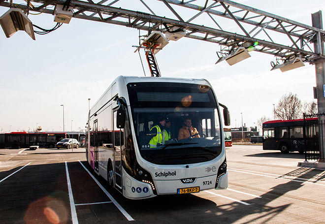 © Heliox/ Elektrobus am Amsterdamer Flughafen Schiphol