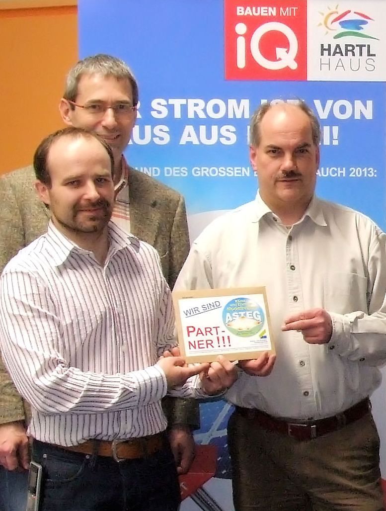 © Brandner/ Energiestammtisch zu Besuch bei Hartl Haus