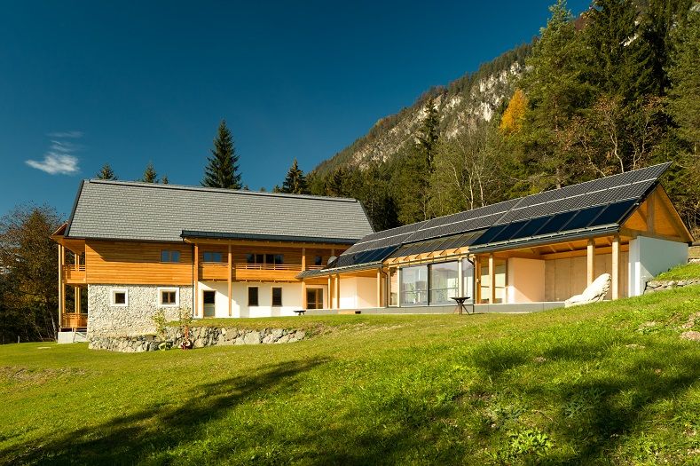 © Hannes Pacheiner/ Altbausanierung zum Plusenergiehaus