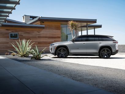 © JEEP/ Jeep Wagoneer S Launch Edition