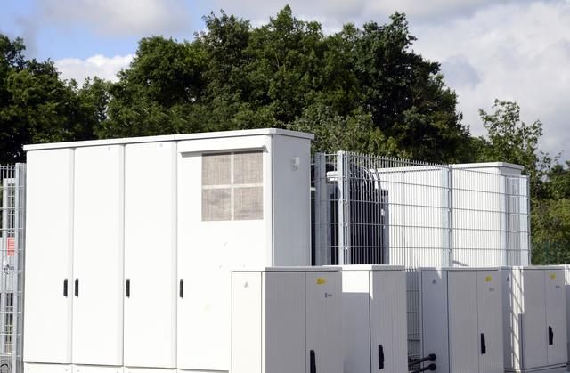 © Belectric– Weltweit erstes Solarkraftwerk mit 1500 Volt DC–Spannung
