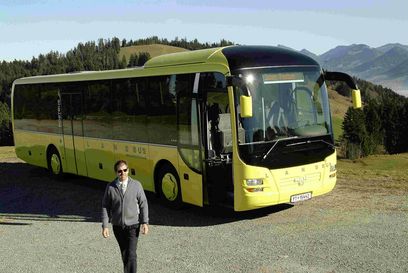 ja © Postbus