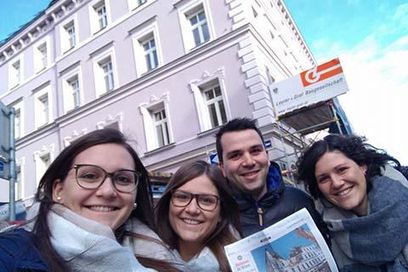 © Passivhaus Austria/ Freude über eine Passivhausbesichtigung in Wien