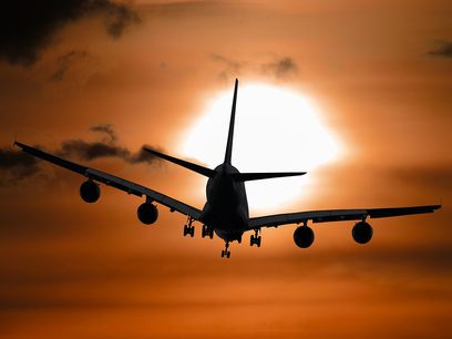 © Gerhard Gellinger – pixabay.com / Flugzeug