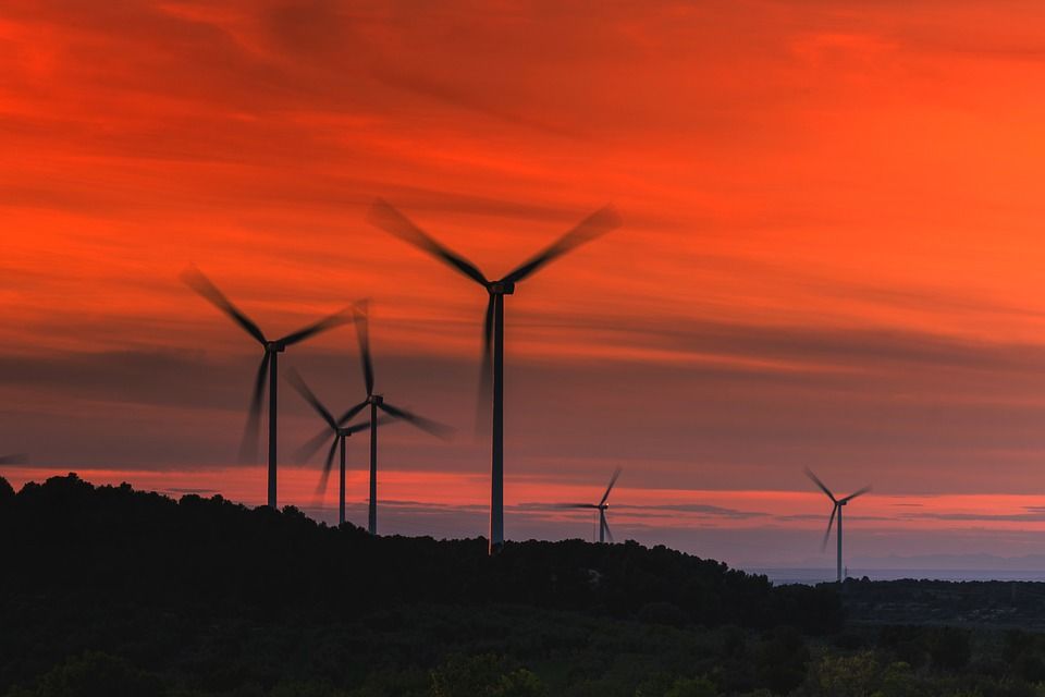 © Jose Antonio Alba –pixabay.com/  Windkraft