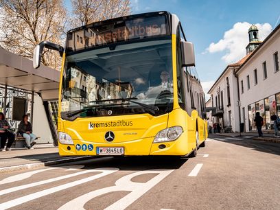 Stadtbus 2 c RobinKoenigMedia (1).jpg