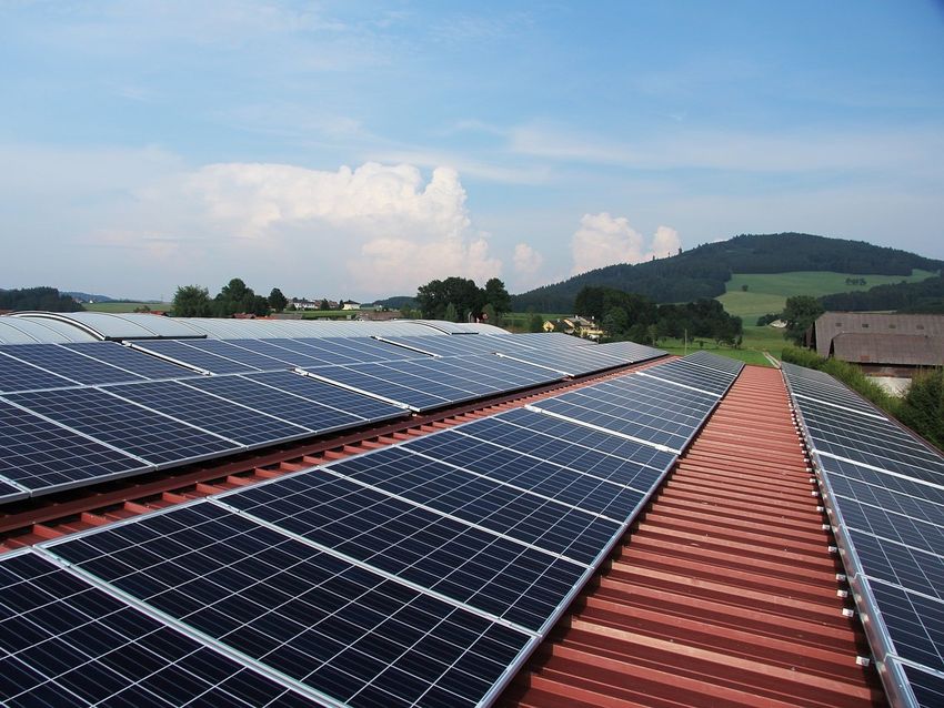 solar-energiePVPhotovoltaikDach.jpg