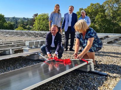 © Grätzl Energie / Eröffnung der PV-Anlage auf dem Dach der St. Ursula Schule 2023