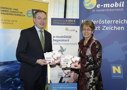 ©  NÖ Landespressedienst/Reinberger/ Umwelt–Landesrat Dr. Stephan Pernkopf und Wirtschafts–Landesrätin Dr. Petra Bohuslav präsentieren die Initiative
