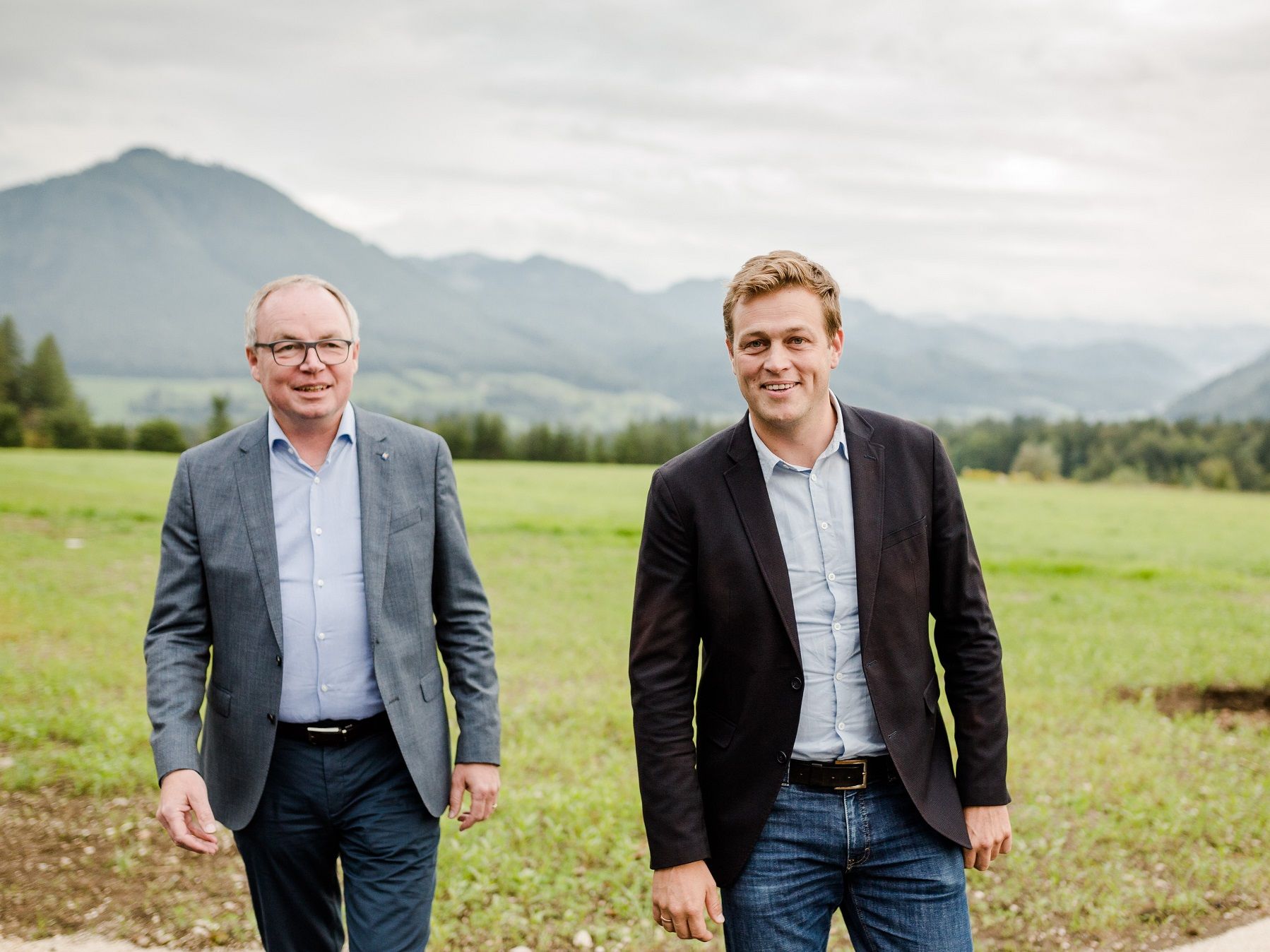 © Land OÖ/ Niederösterreichs LH–Stv. Dr. Stephan Pernkopf und Oberösterreichs Landesrat Stefan Kaineder.